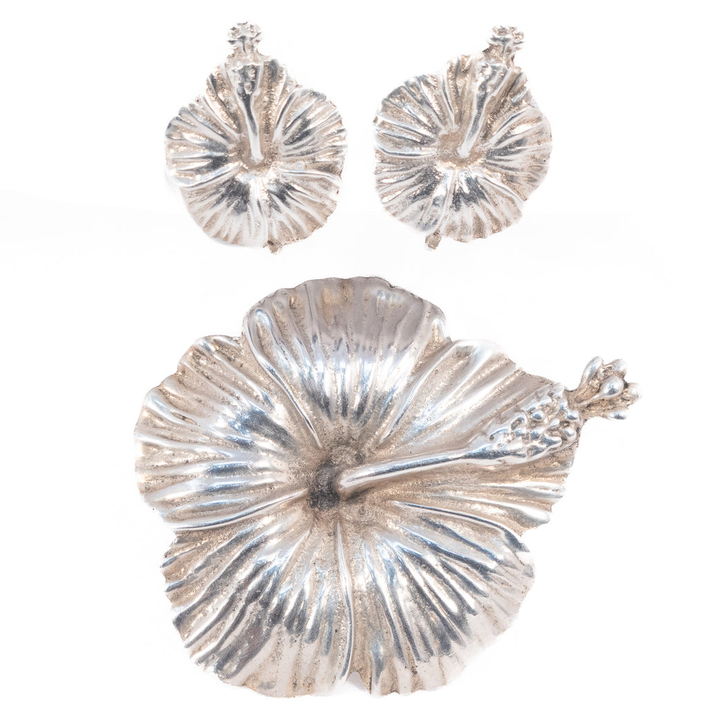 Ming's of Hawaii Hibiscus Set_1 vintage - Rhinestone Rosie
