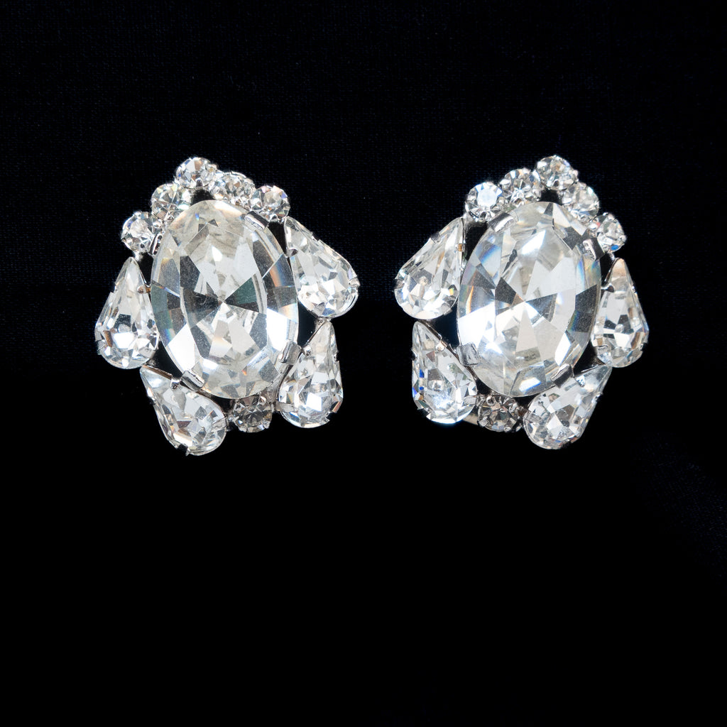 Austria Rhinestone Earrings vintage - Rhinestone Rosie