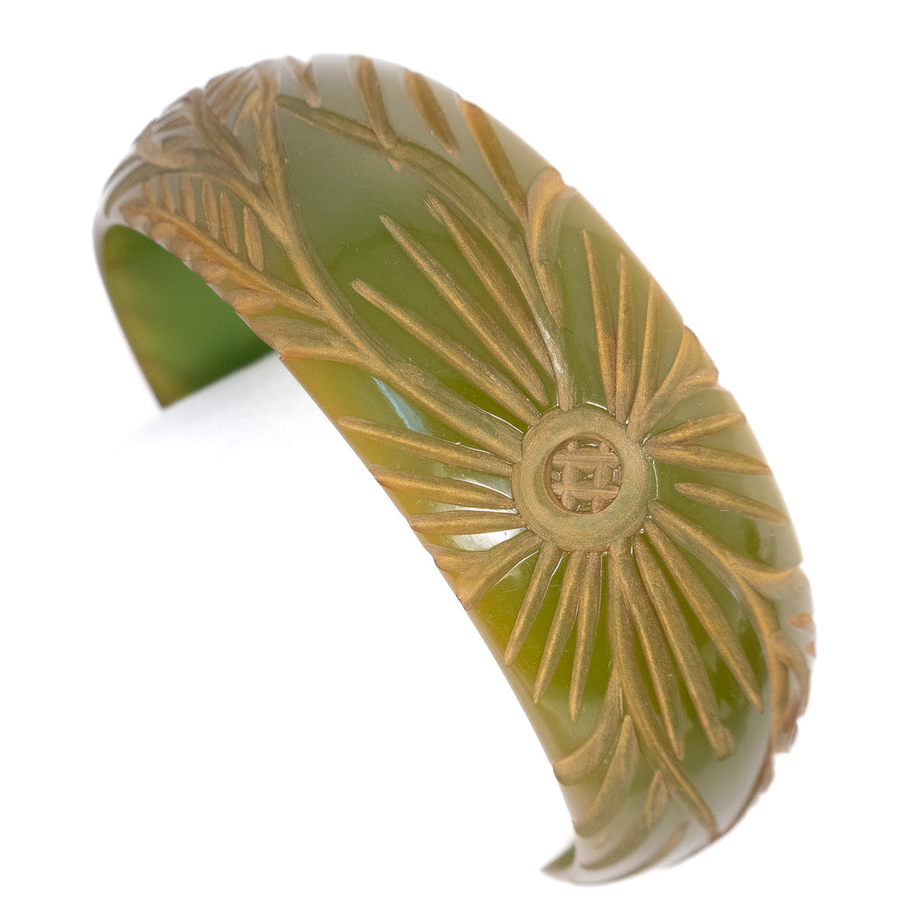 Bakelite Bracelet Green with Carved Flowers and Leaves vintage - Rhinestone Rosie