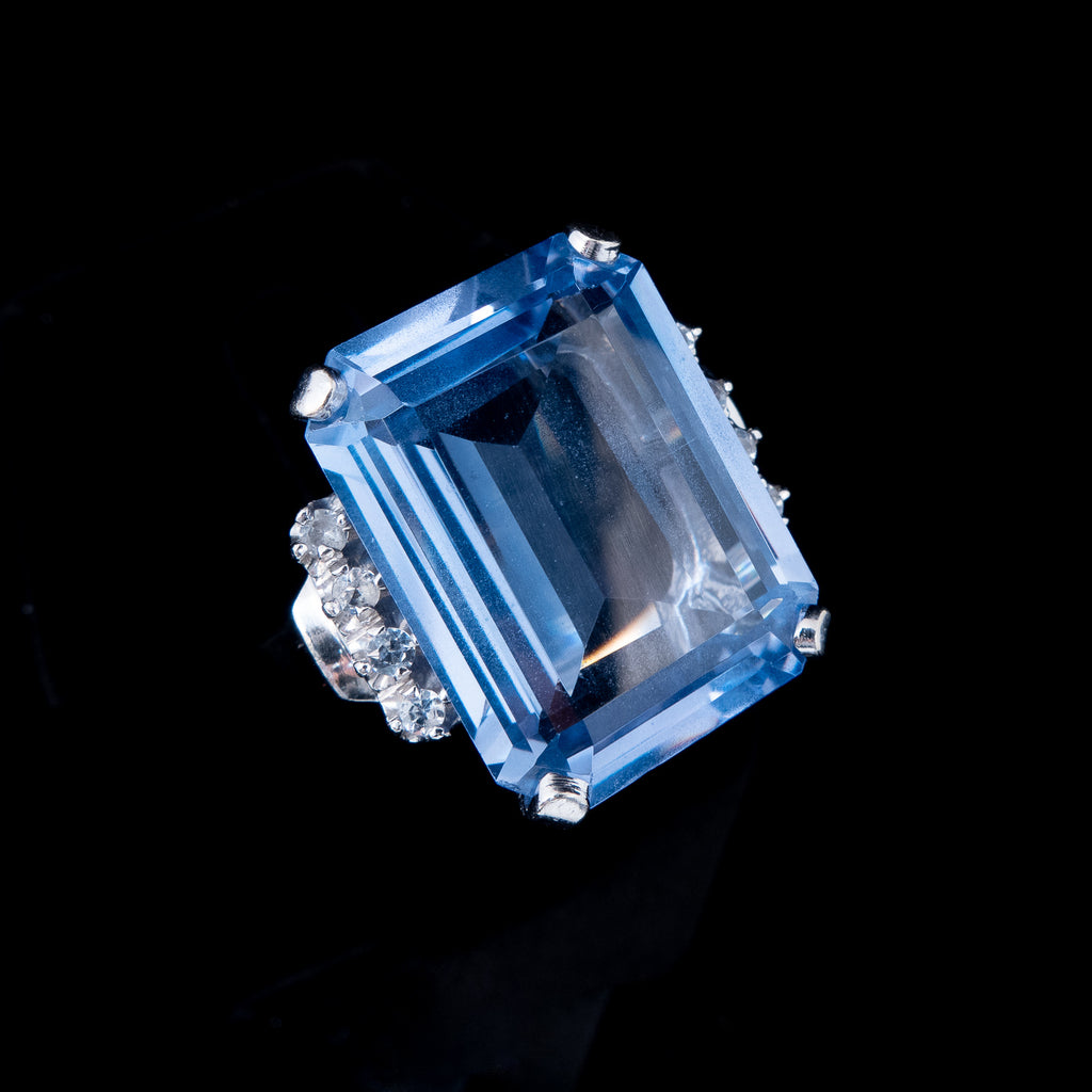 Blue Spinel Ring 14kt vintage - Rhinestone Rosie