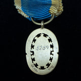 The National Society of Colonial Dames XVII Century Medal Brooch 14kt 5259 vintage - Rhinestone Rosie