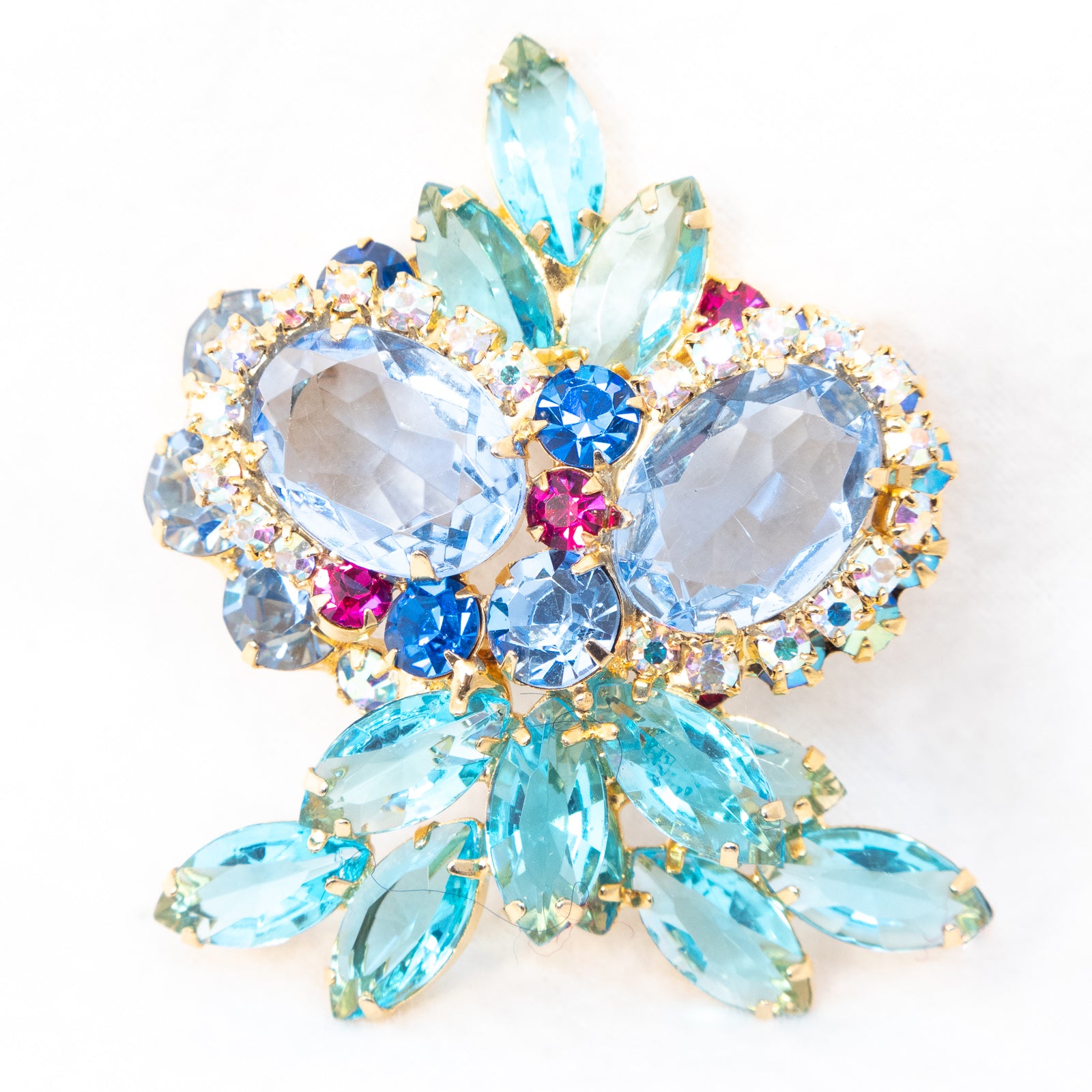 Juliana brooch top