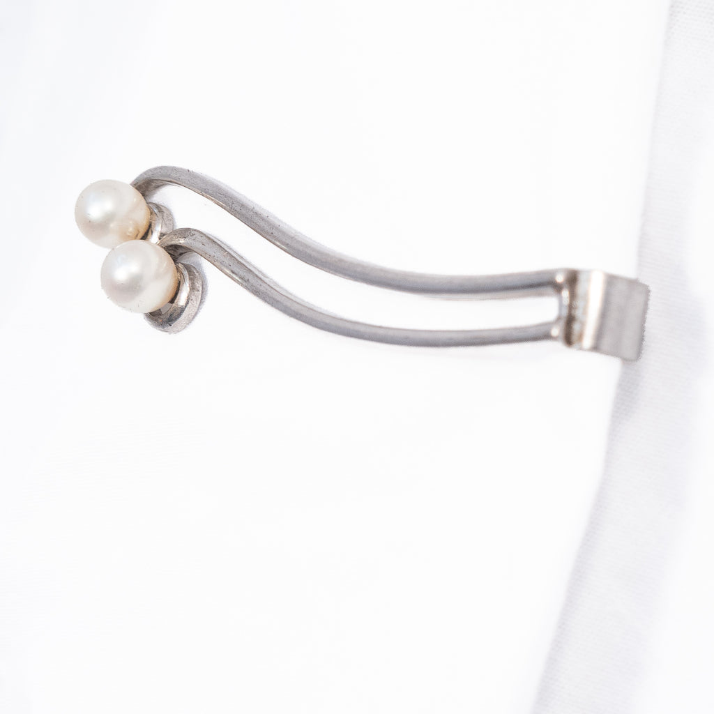 Mikimoto Pearl Tie Bar Sterling Silver vintage - Rhinestone Rosie